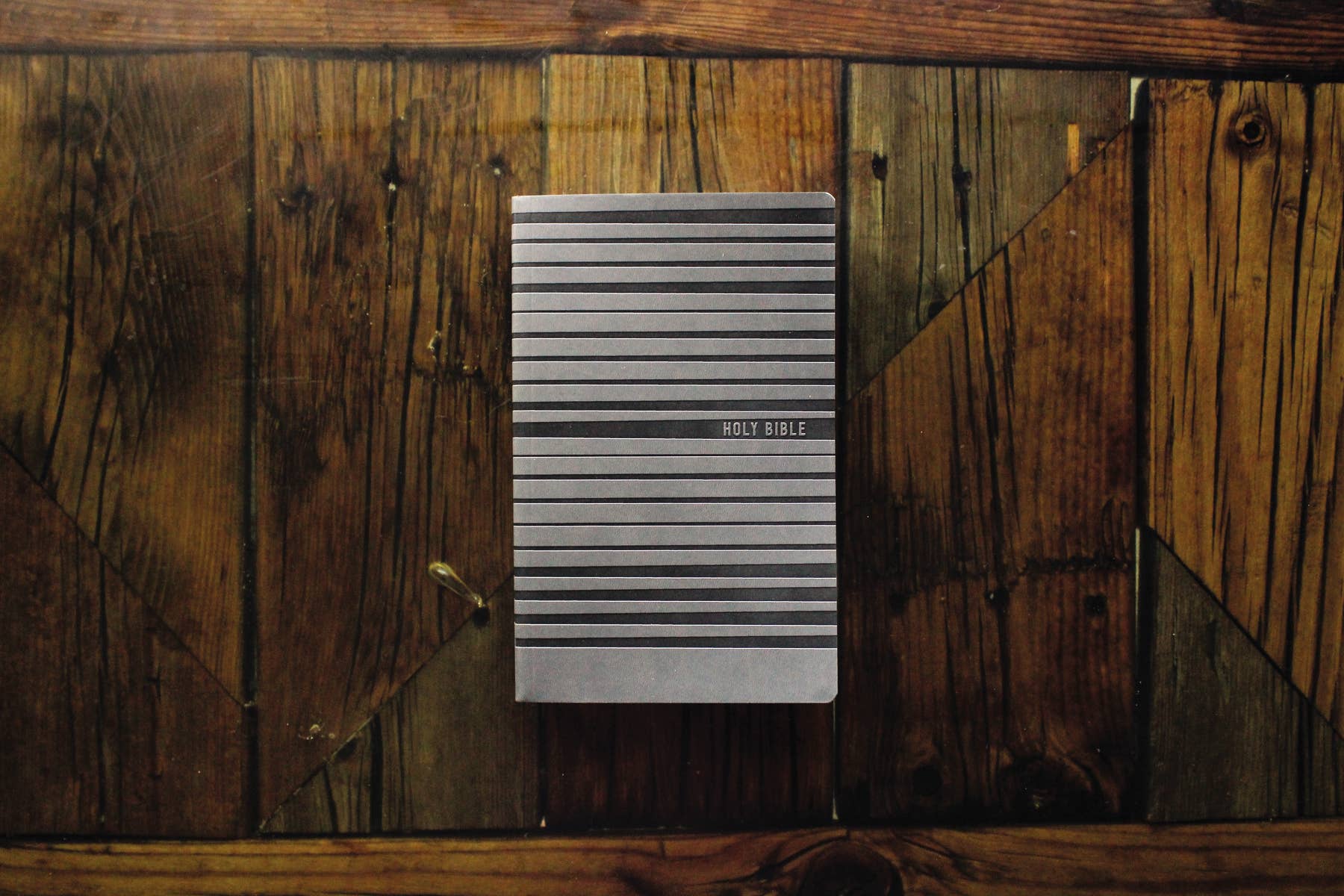 HarperCollins Christian Publishing - NIV Bible for Boys, Soft Touch Edition, Leathersoft, Gray