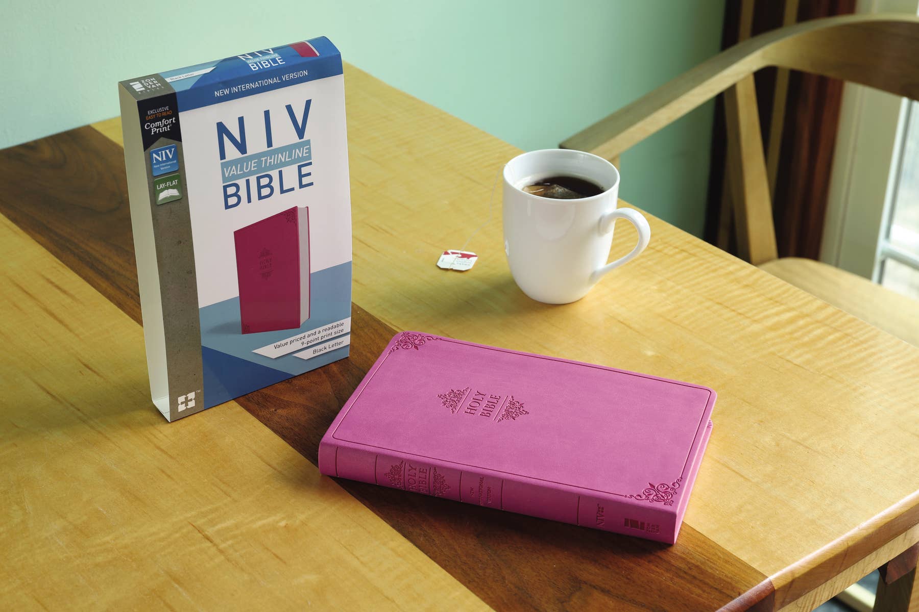 HarperCollins Christian Publishing - NIV Value Thinline Bible Leathersoft Pink