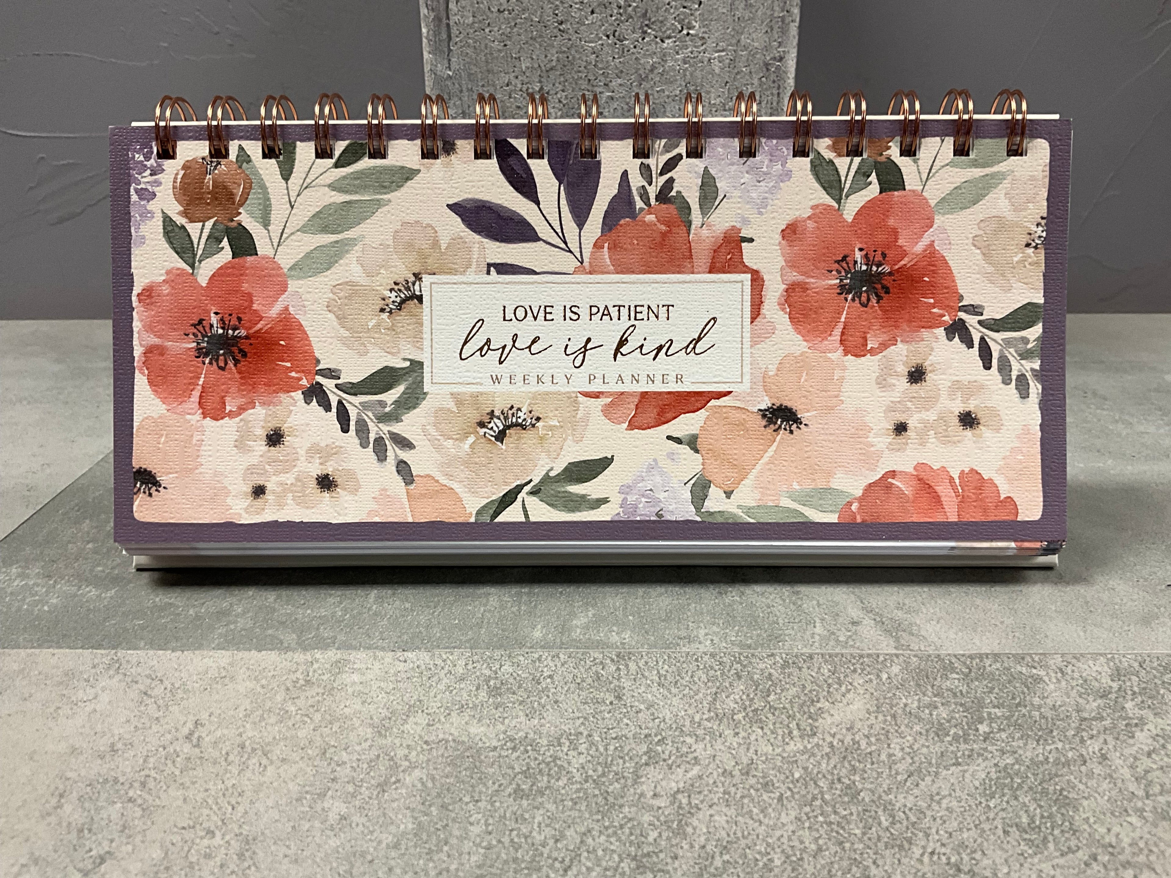 Weekly Planner Love is Patient