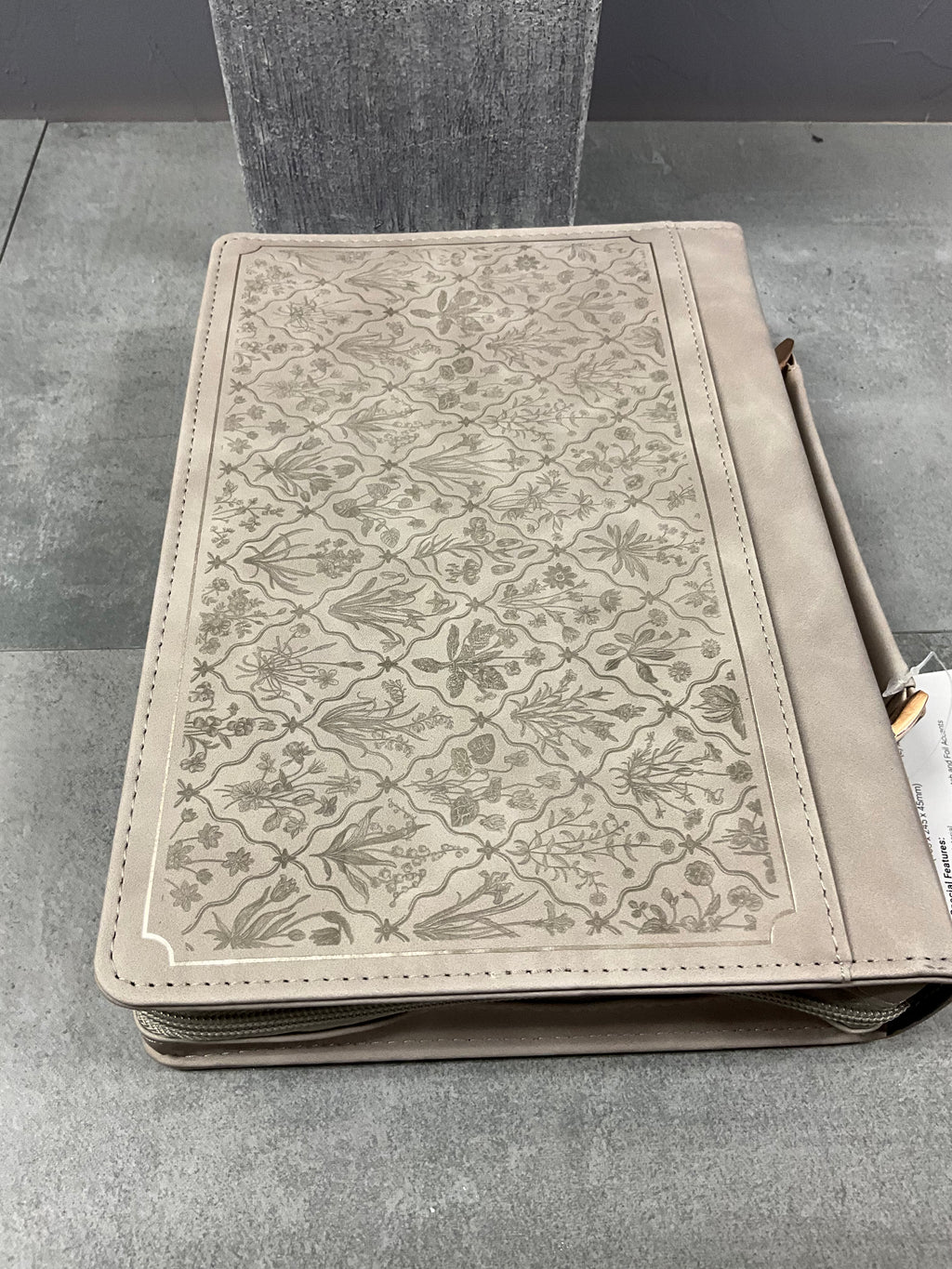 Bible Cover Fashion Taupe by Grace
